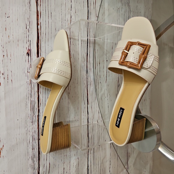 NWOT  Nine West Women's Garta Buckle Slide Sandals Size 9.5 - Picture 7 of 14